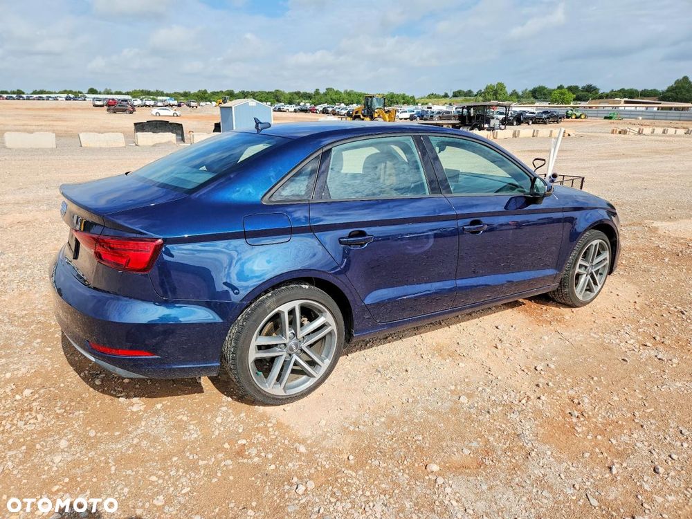 Audi A3 Limousine - 3