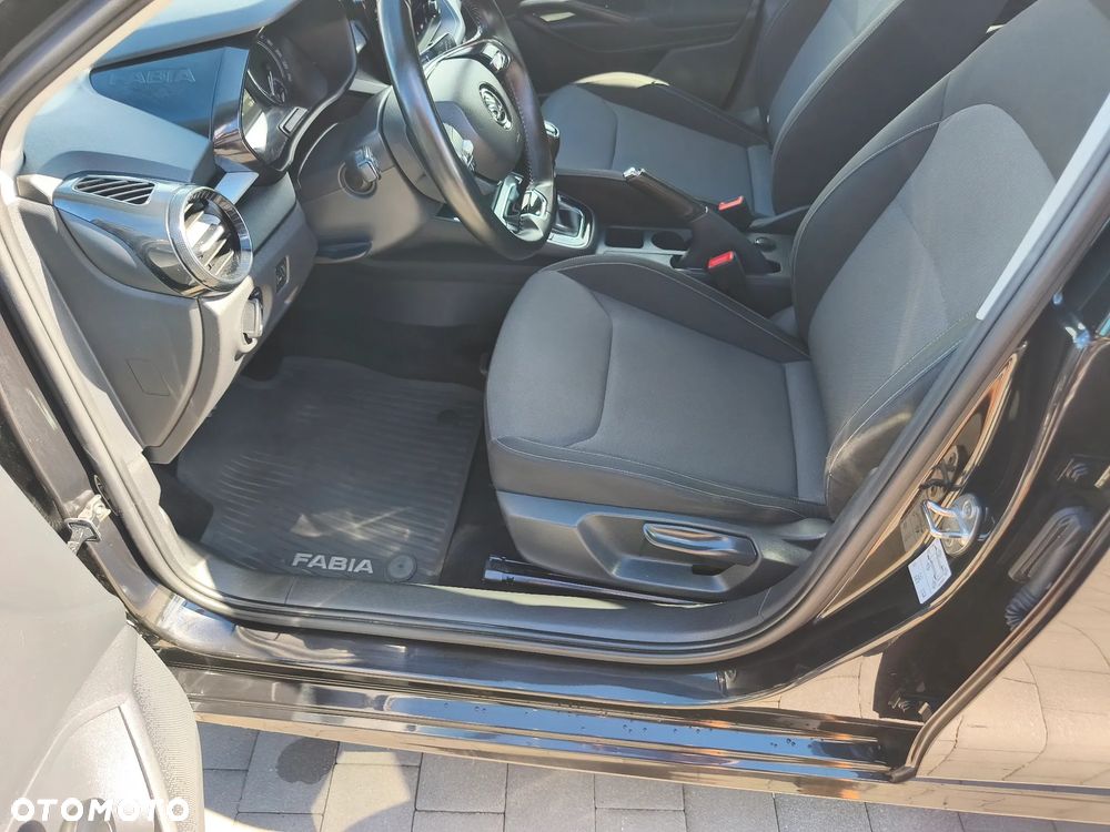 Skoda Fabia 1.0 Ambition - 21