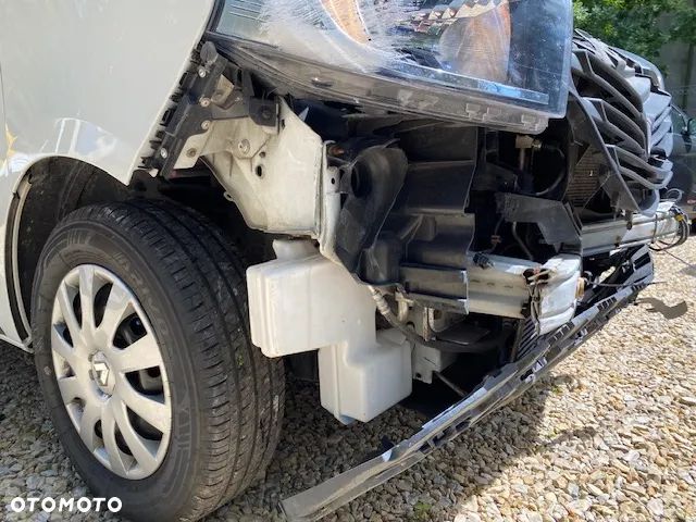 Renault TRAFIC - 12