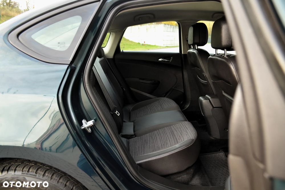 Opel Astra IV 1.4 T Executive S&S EU6 - 12