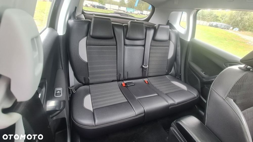 Peugeot 2008 1.6 VTi Allure - 10