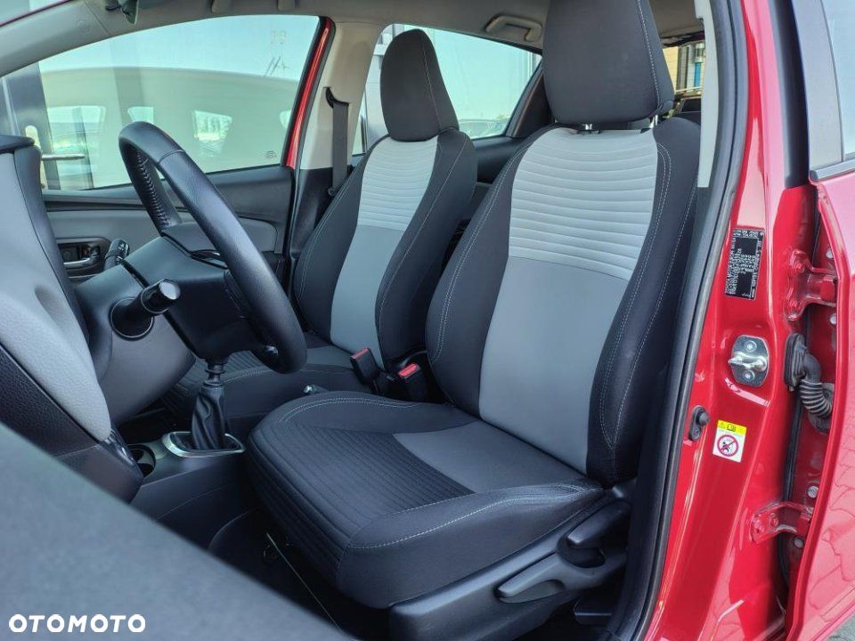 Toyota Yaris - 14