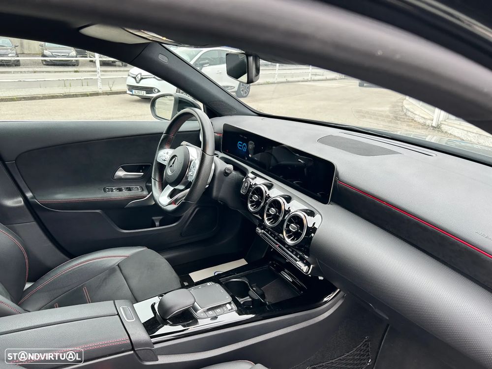 Mercedes-Benz A 250 e AMG Line - 21