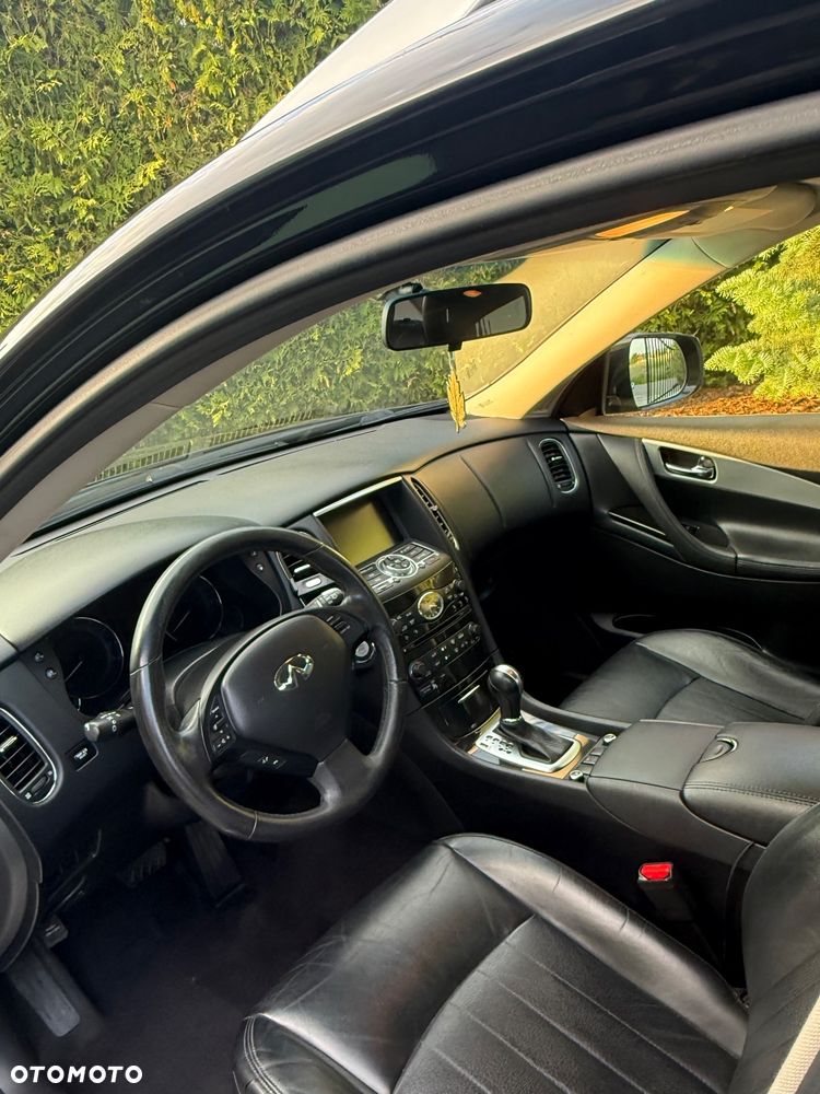 Infiniti QX50 3.7 GT Premium - 11