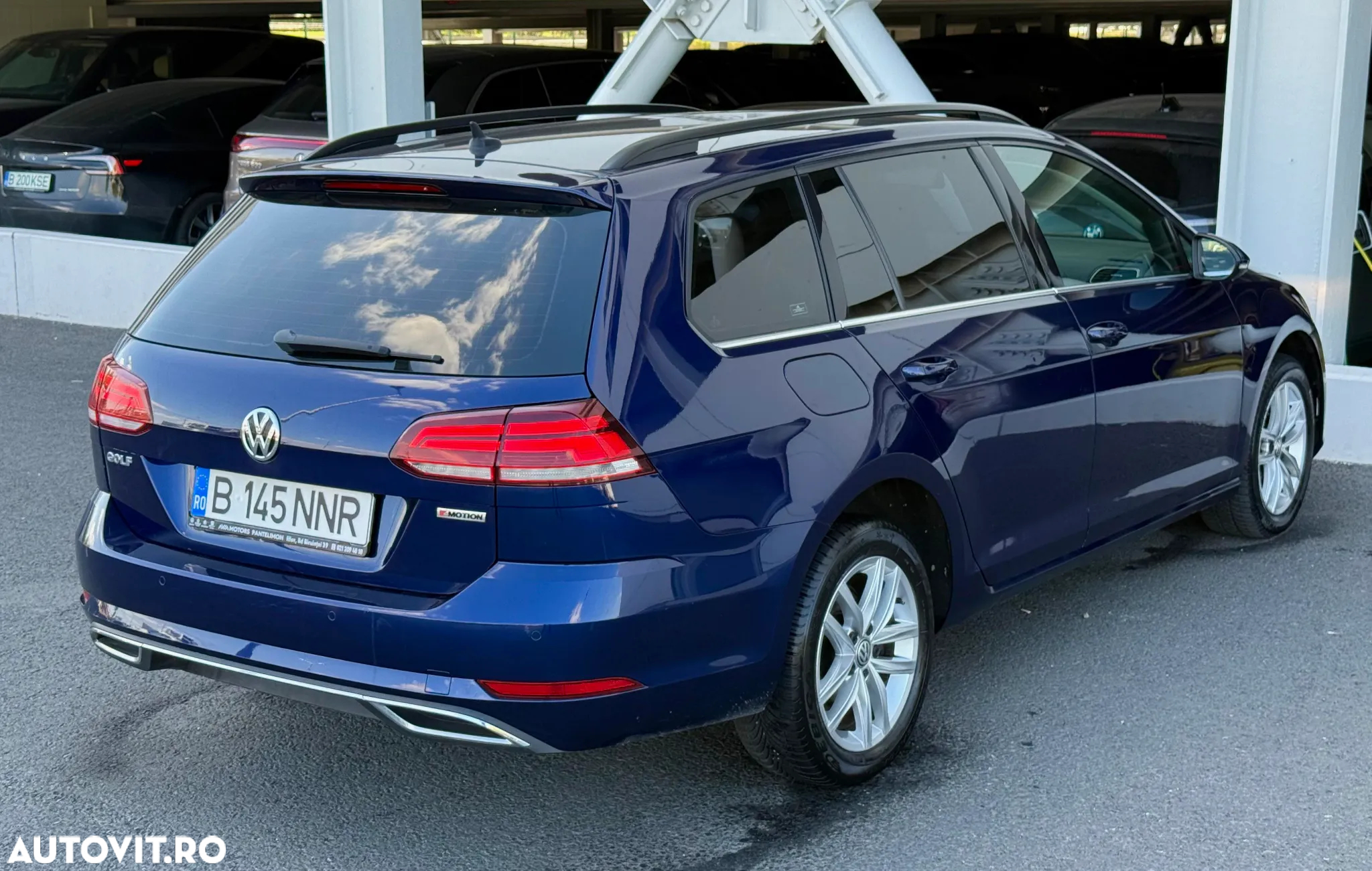 Volkswagen Golf 2.0 TDI DSG 4Motion Highline - 3