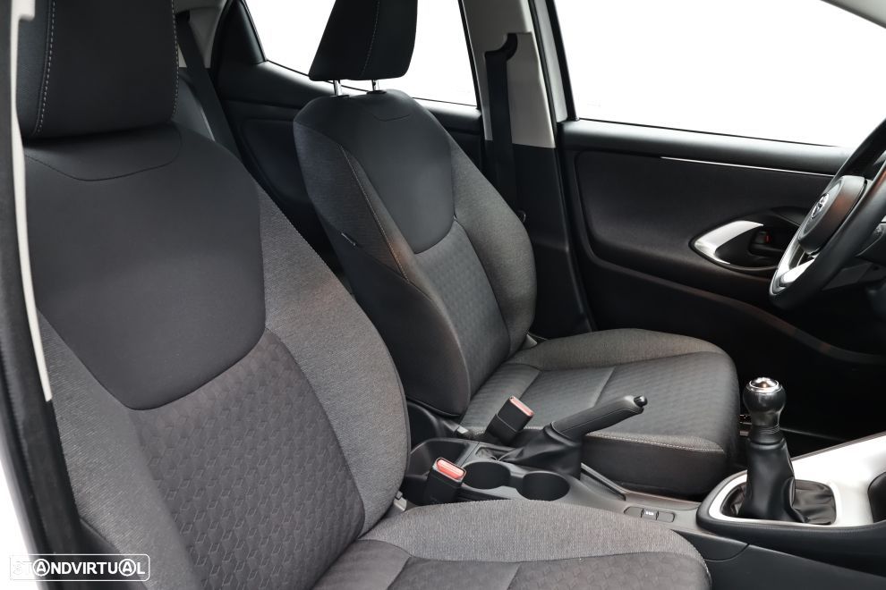 Toyota Yaris 1.0 VVT-i Comfort Plus - 19