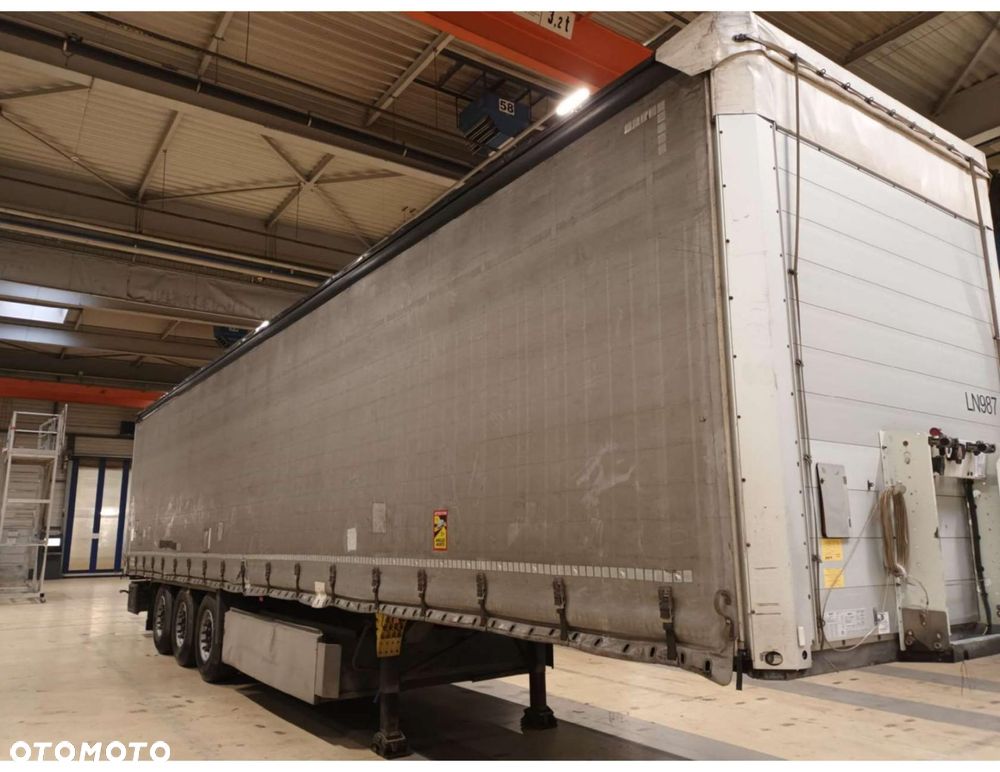 Schmitz Cargobull SCS24/L Lifting Axle - 6