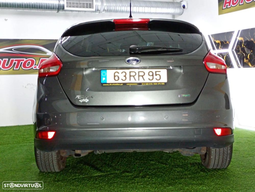 Ford Focus - 31