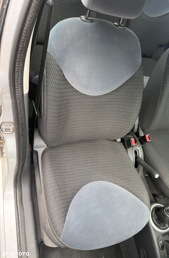 Citroën C3 1.4 HDi Impress - 13