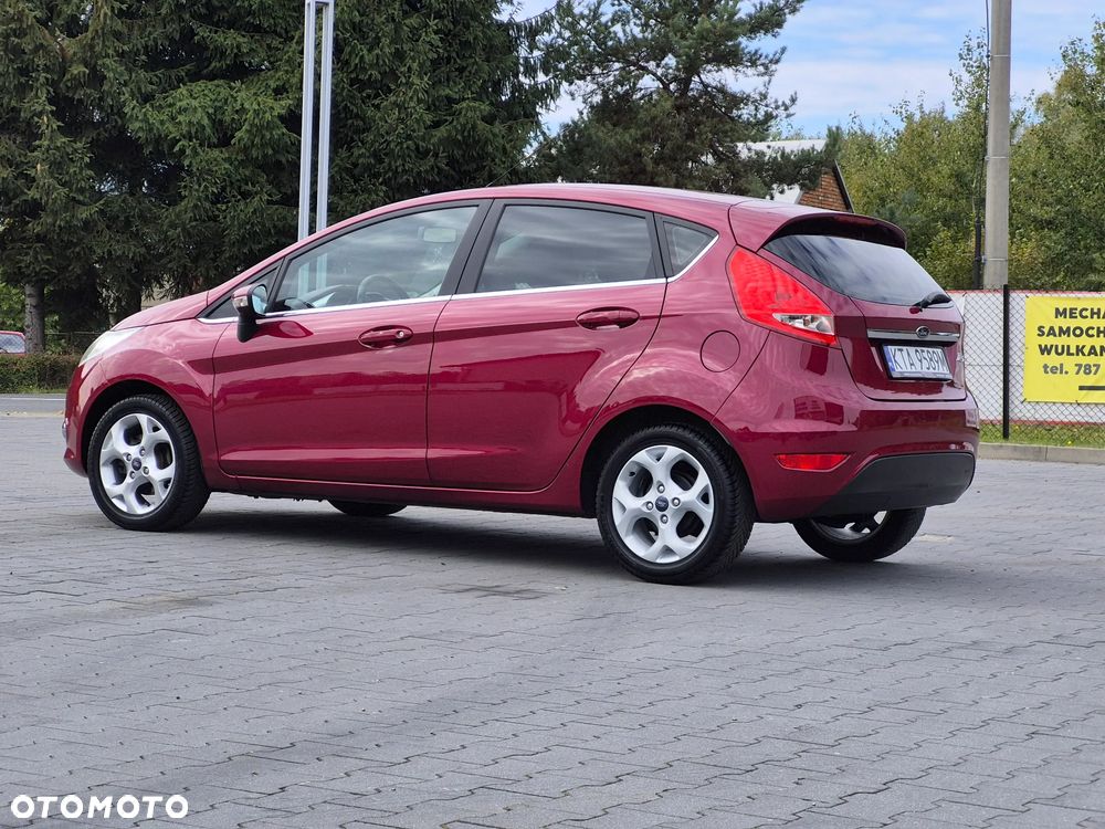 Ford Fiesta 1.4 Titanium - 11