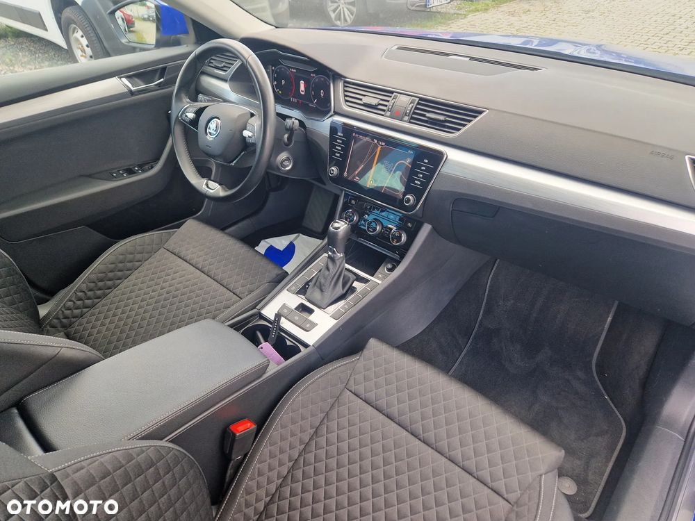 Skoda Superb 2.0 TDI SCR Active DSG - 35