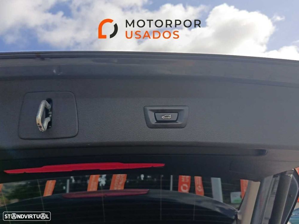 BMW X1 16 d sDrive xLine - 12