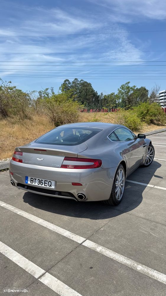 Aston Martin Vantage Coupe Sportshift - 7