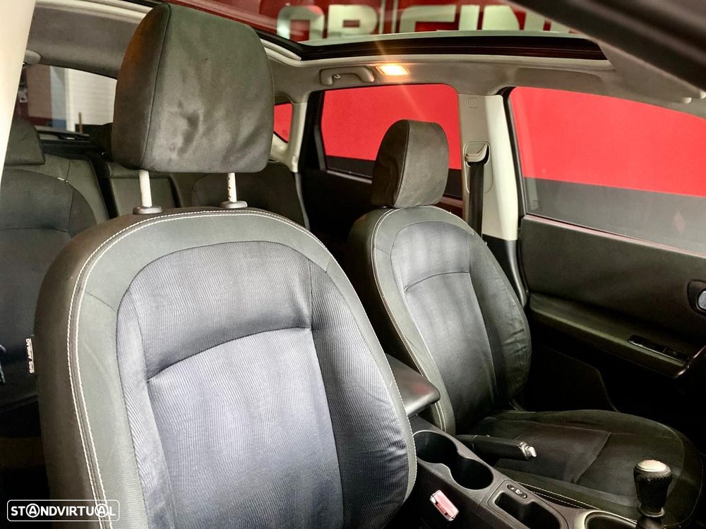 Nissan Qashqai 1.5 dCi Tekna Premium 18 - 25