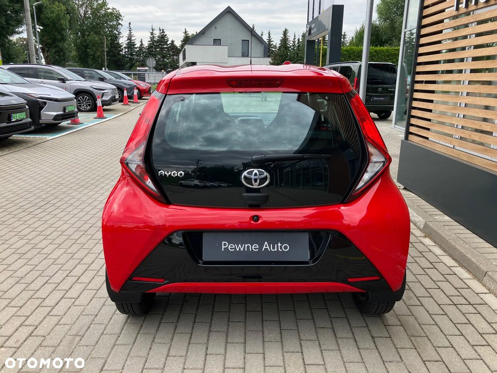Toyota Aygo x-play - 5
