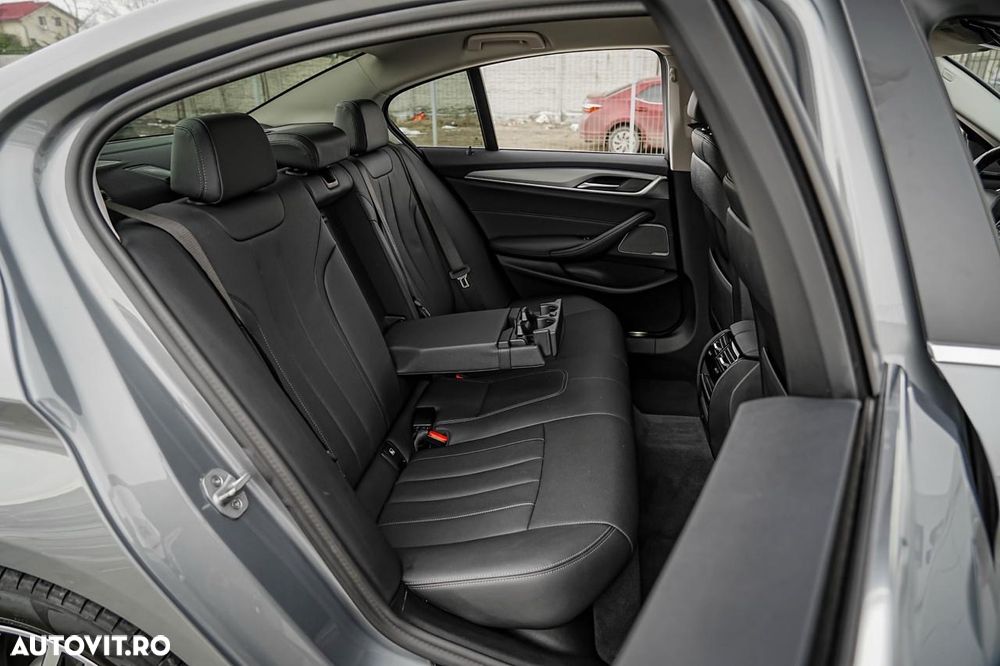 BMW Seria 5 530e xDrive AT PHEV - 13