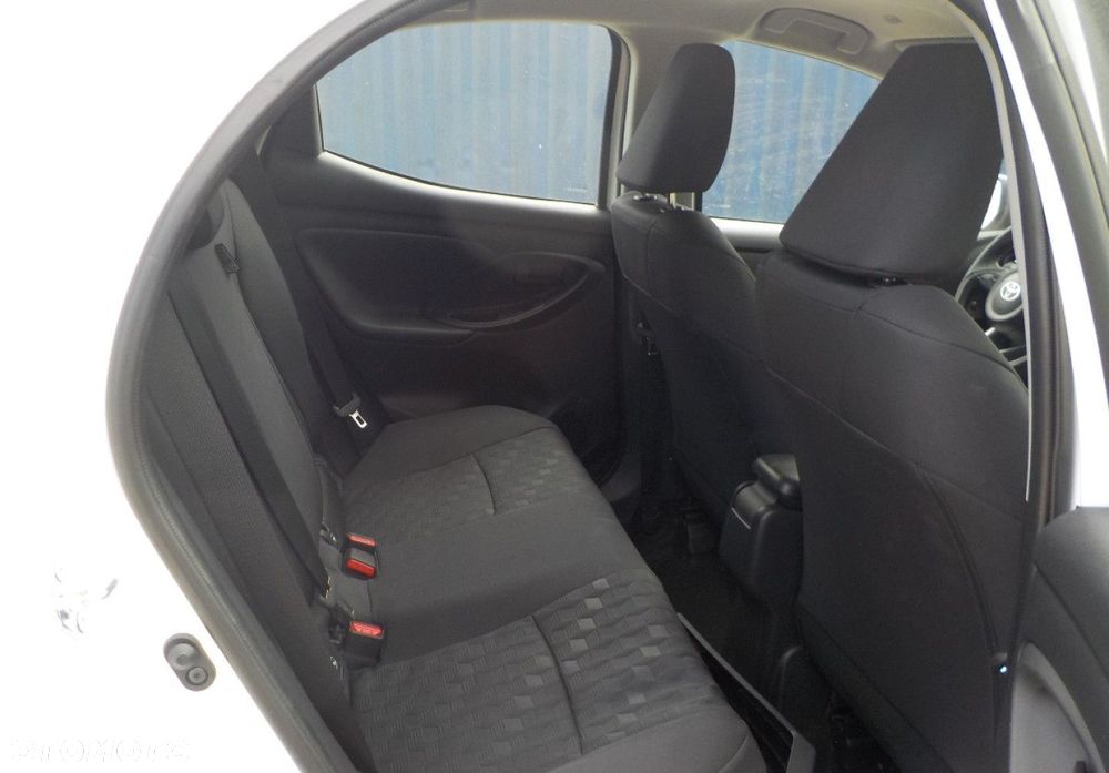 Toyota Yaris - 15