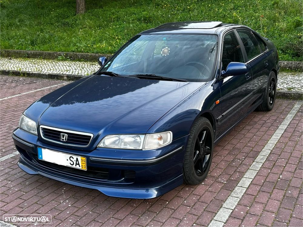 Honda Accord 2.0i ES - 1