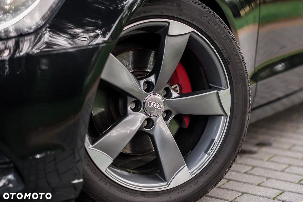 Audi A6 Avant 2.0 TDI Ultra S tronic - 26