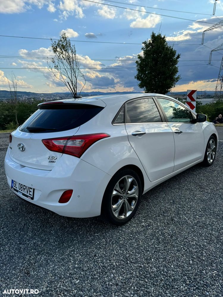 Hyundai i30 1.6 CRDI Comfort+ - 4
