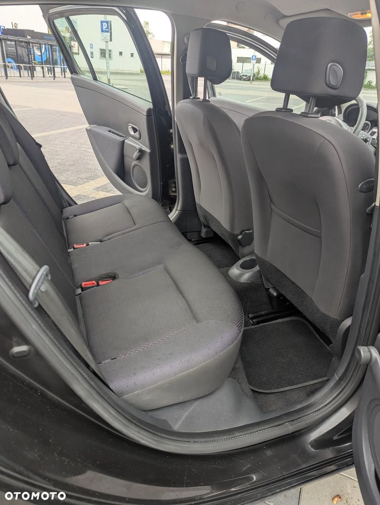 Renault Clio 1.5 dCi Extreme - 10