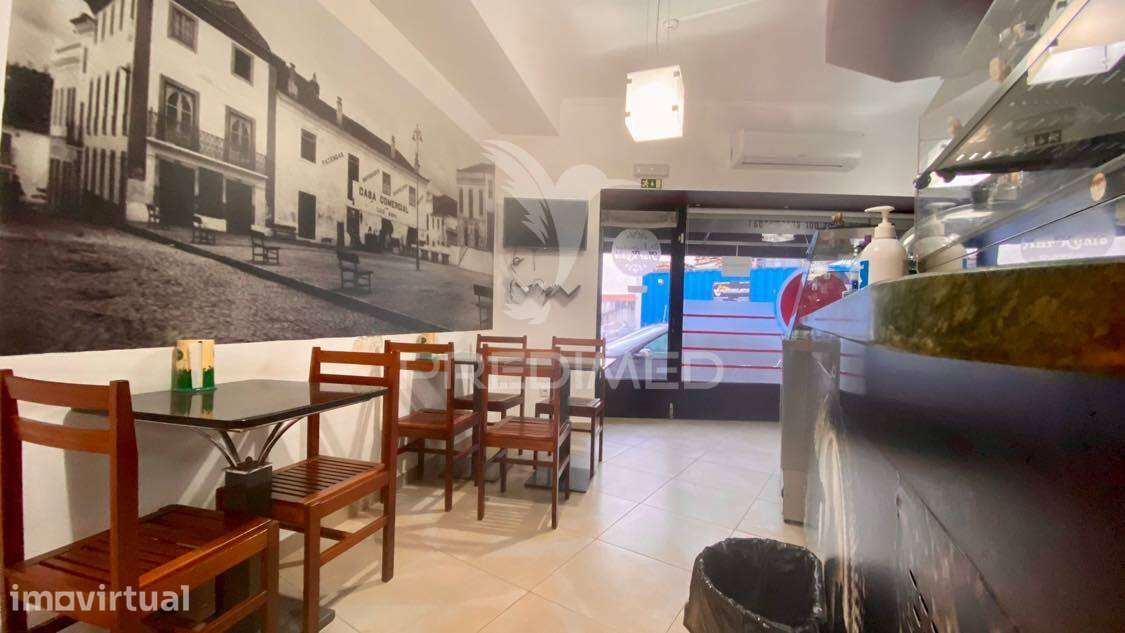 Pastelaria com Sala de Refeições em Rio Maior - Grande imagem: 3/12
