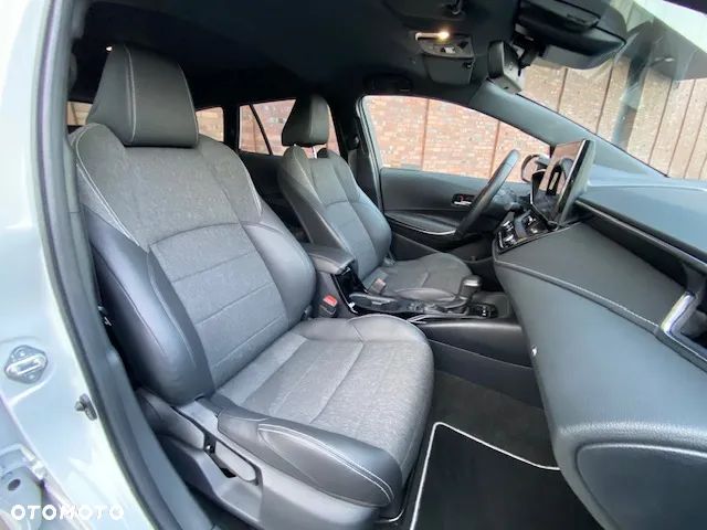 Toyota Corolla 1.8 Hybrid Style - 23