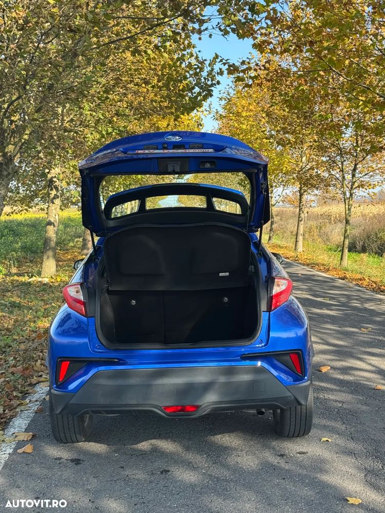 Toyota C-HR Hybrid Business-Edition - 17
