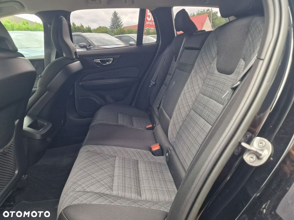 Volvo V60 B3 B DKG Core - 20