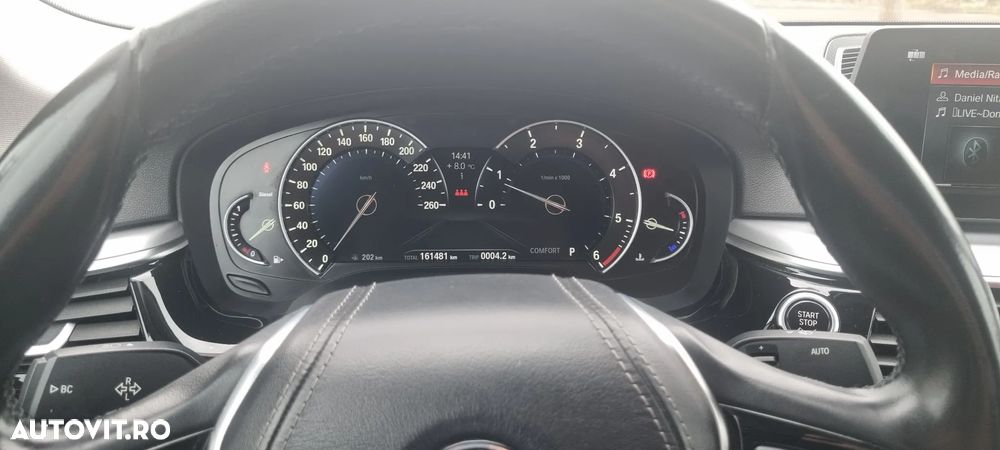 BMW Seria 5 520d Aut. Luxury Line - 12