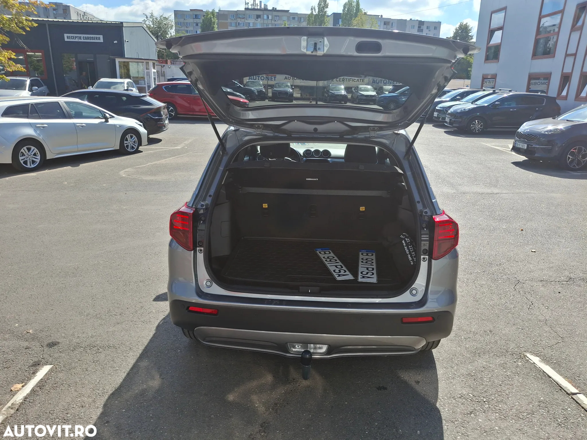 Suzuki Vitara 1.4 Boosterjet AllGrip MHEV Luxus - 5