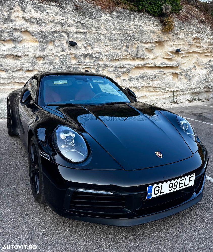 Porsche 911 Carrera 4 PDK - 19