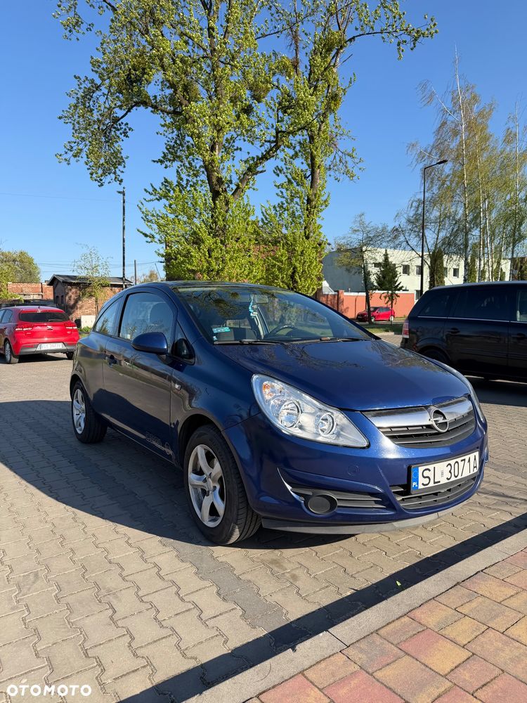 Opel Corsa 1.2 16V Essentia - 1
