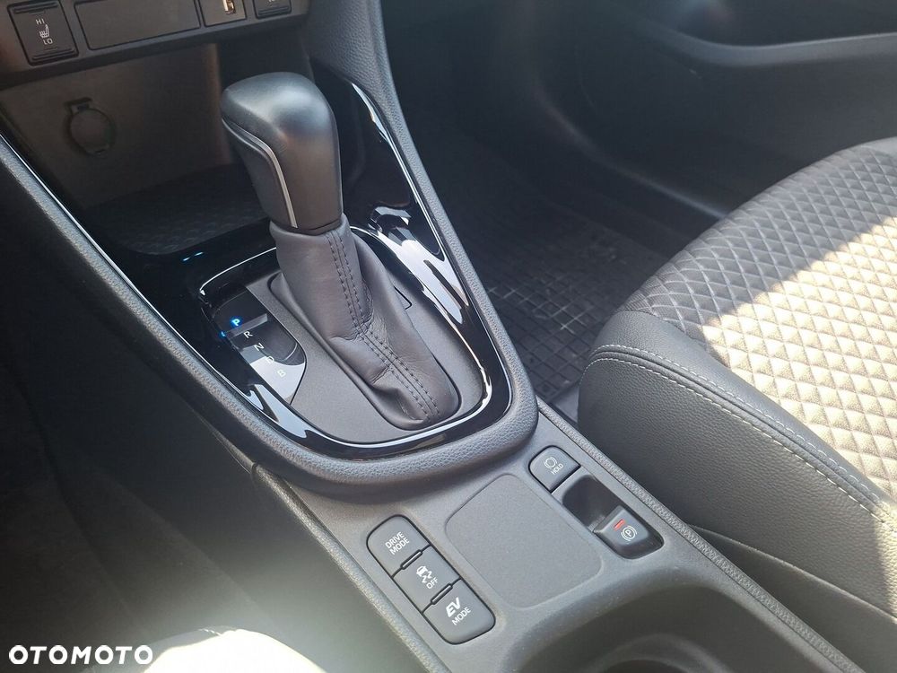 Toyota Yaris - 27