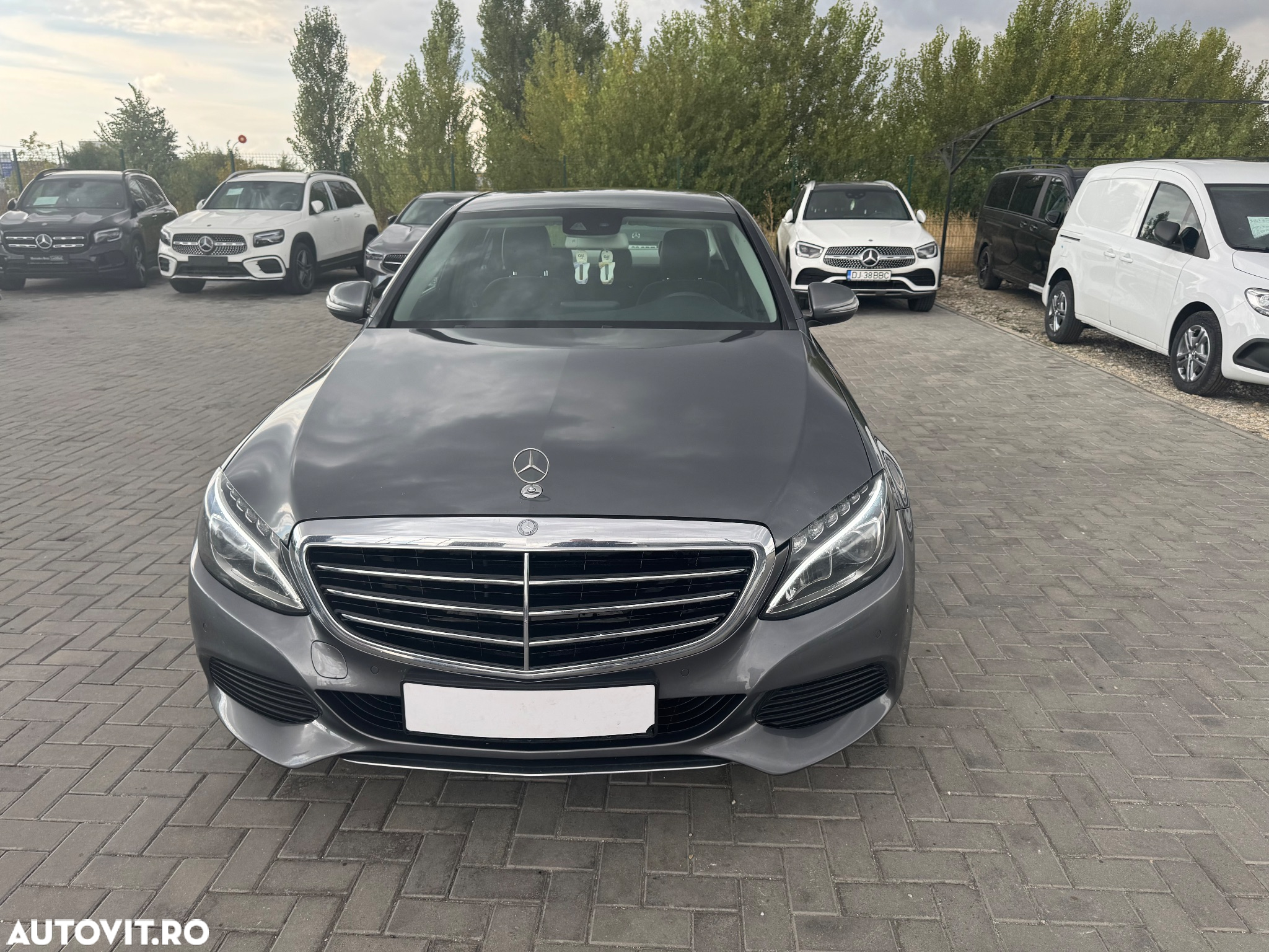 Mercedes-Benz C - 30