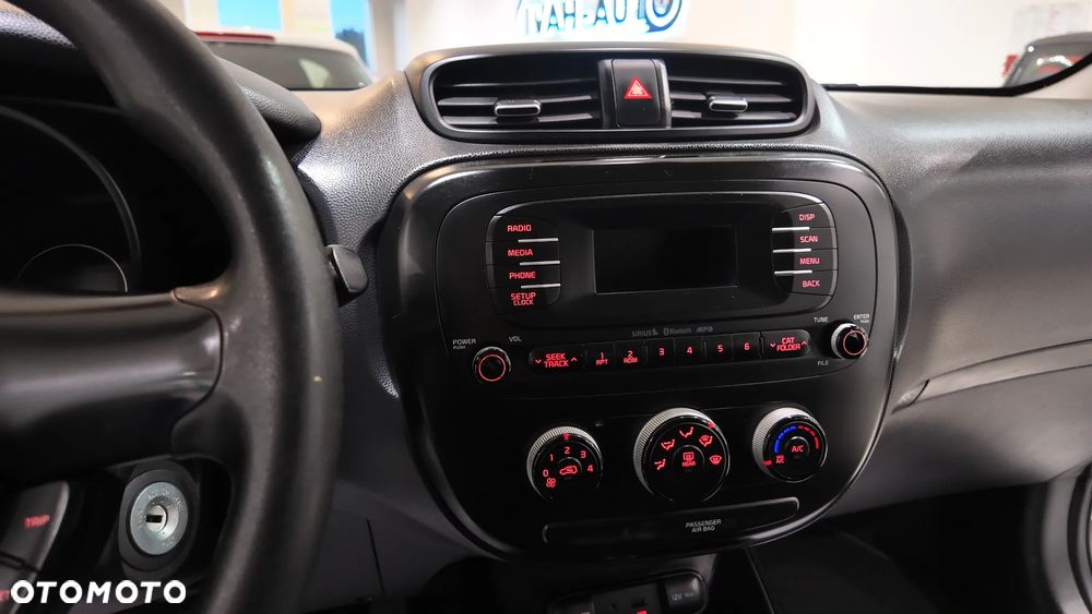 Kia Soul 1.6 GDI L - 27