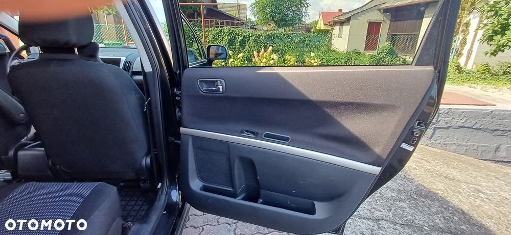 Toyota Corolla Verso - 14