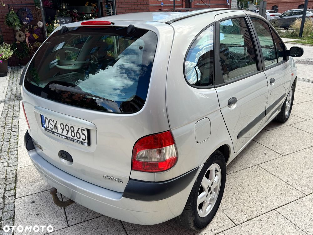 Renault Scenic 1.6 16V Privilege - 3