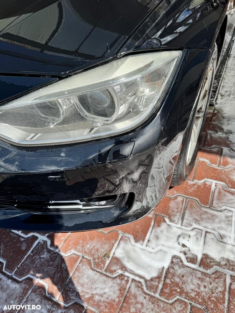BMW Seria 3 320i Aut. - 4