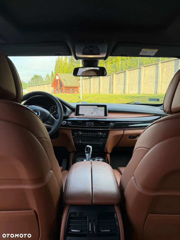 BMW X5 xDrive25d - 14
