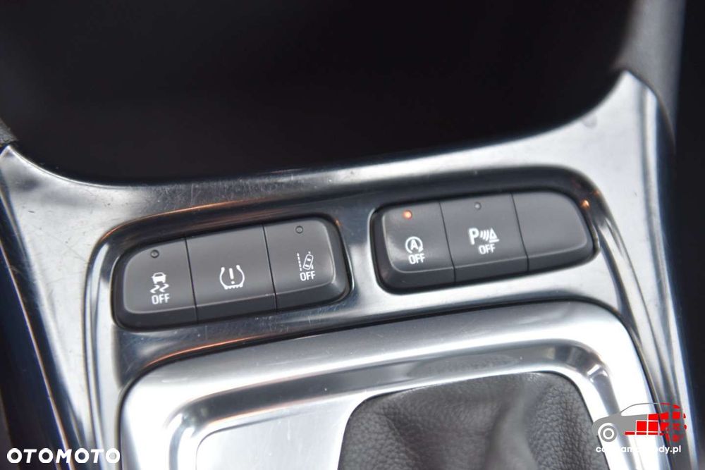 Opel Crossland X - 28