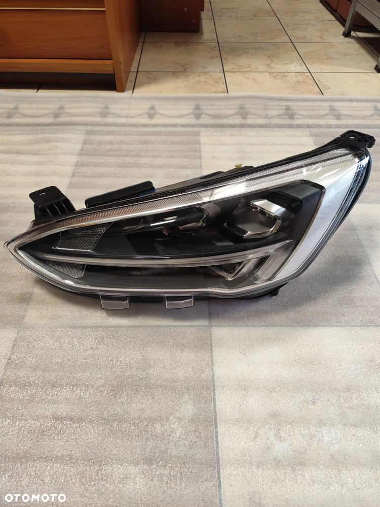 Reflektor Lewy Ford Focus MK4 2018-2021 Nr JX7B13E015AE