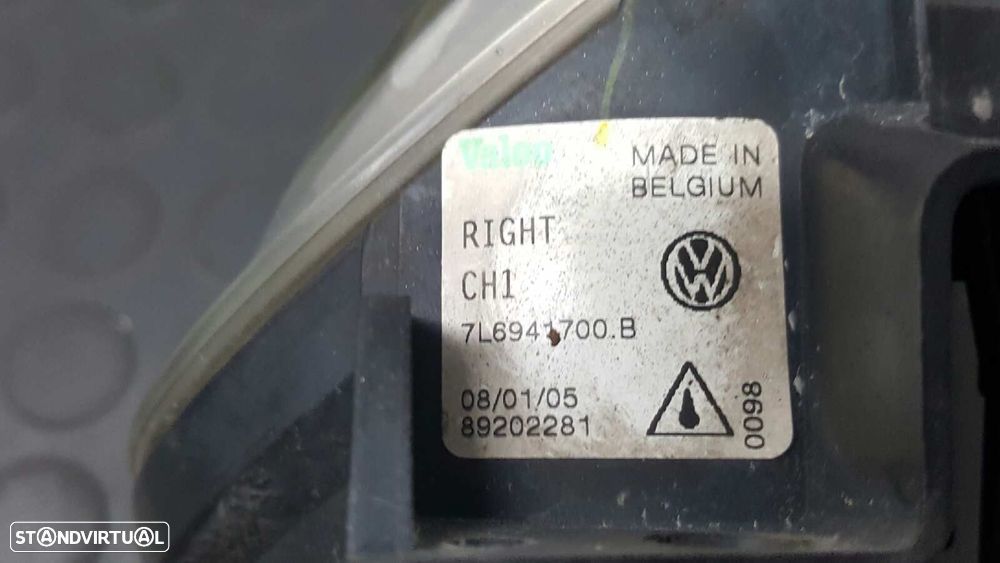 FAROL DE NEVOEIRO DIREITO VOLKSWAGEN TOUAREG (7LA) TDI V6 - 5