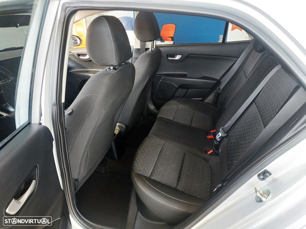 Kia Rio 1.2 CVVT Dynamic - 12