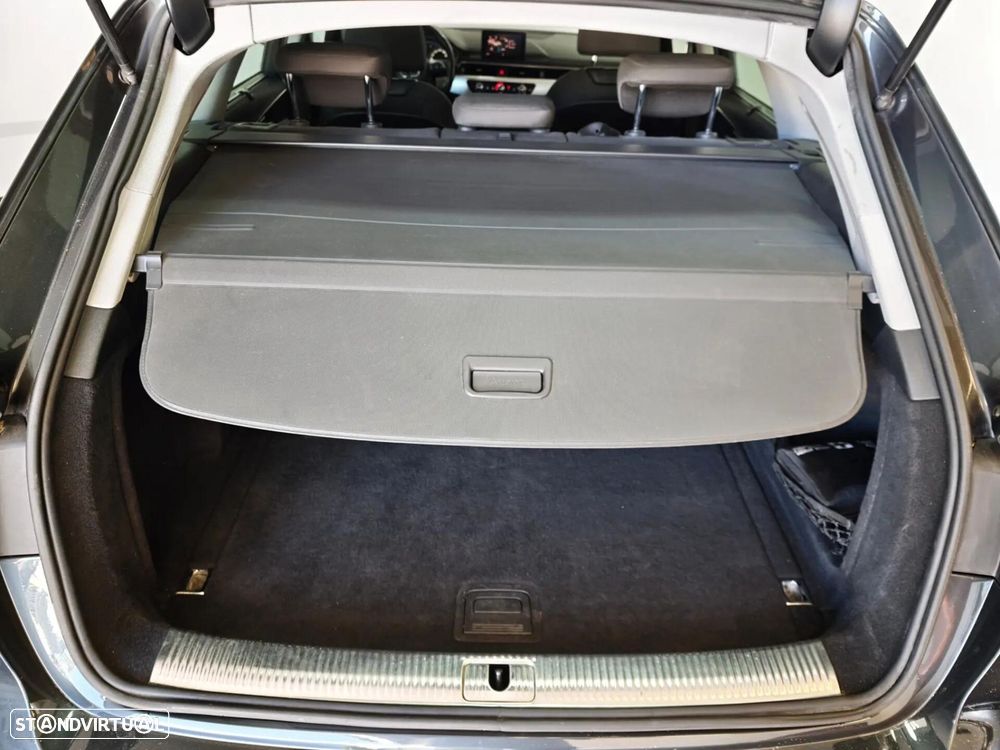 Audi A4 Avant 2.0 TDI Advance S tronic - 28