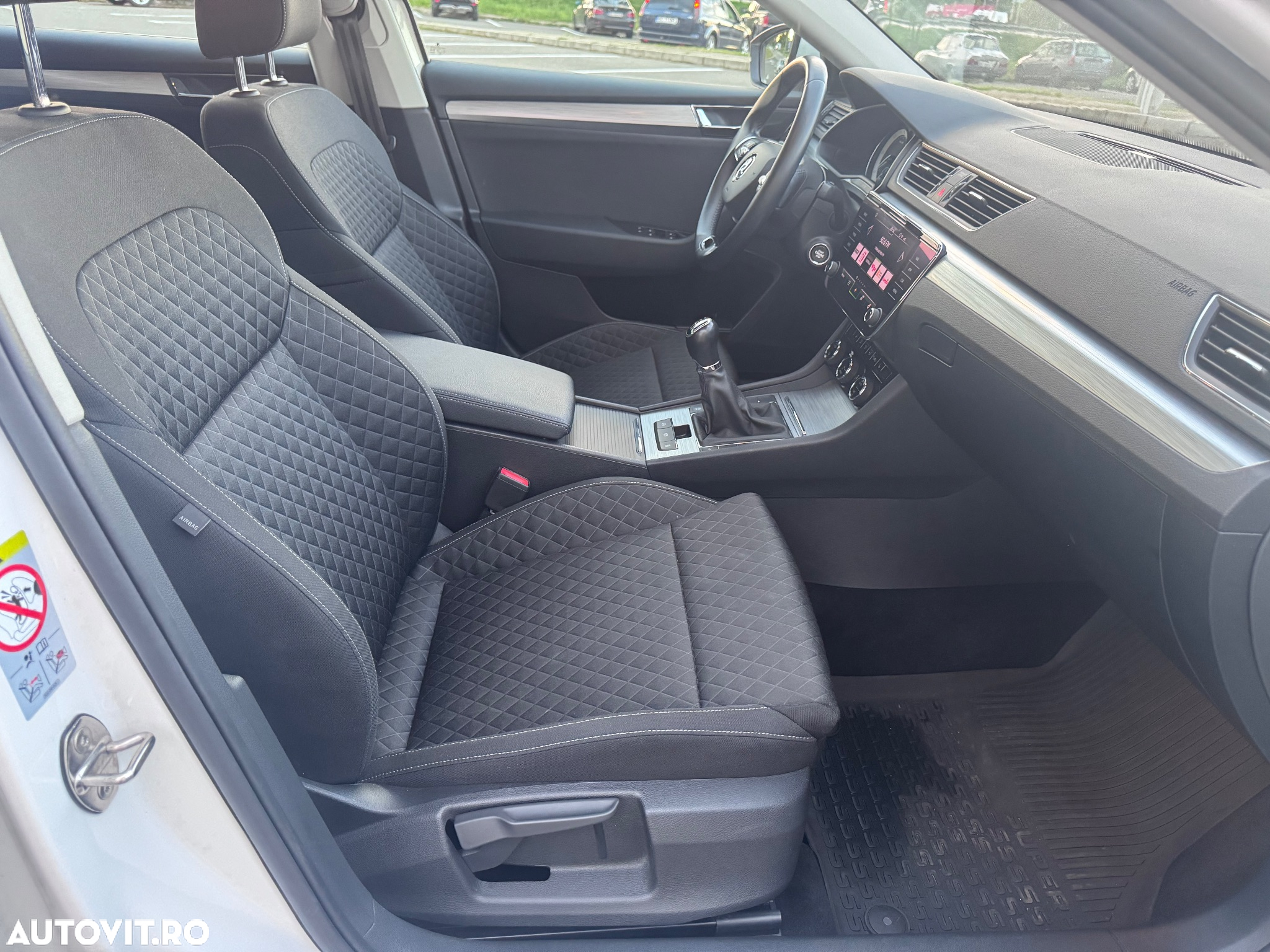 Skoda Superb 2.0 TDI Style - 10
