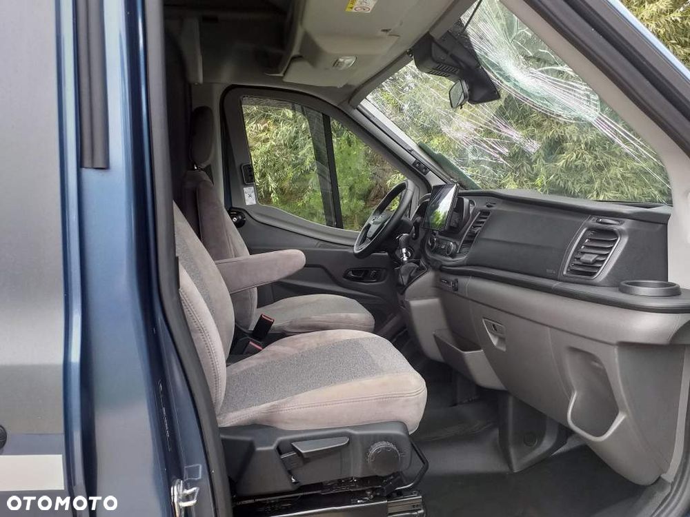 Ford Transit 4X4 CARADO  4 - Osobowy - 10