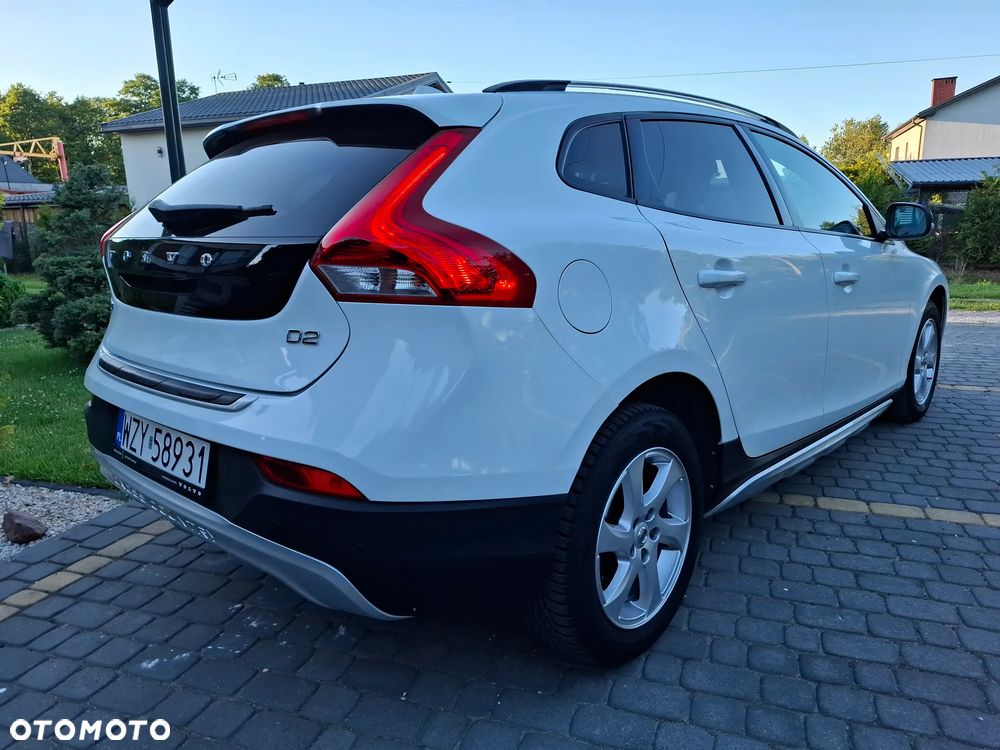Volvo V40 Cross Country D2 Drive-E Dynamic Edition - 4