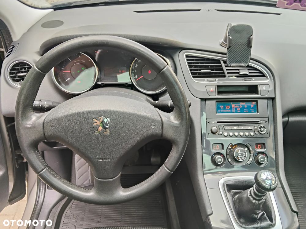 Peugeot 5008 HDI FAP 115 Business-Line - 32