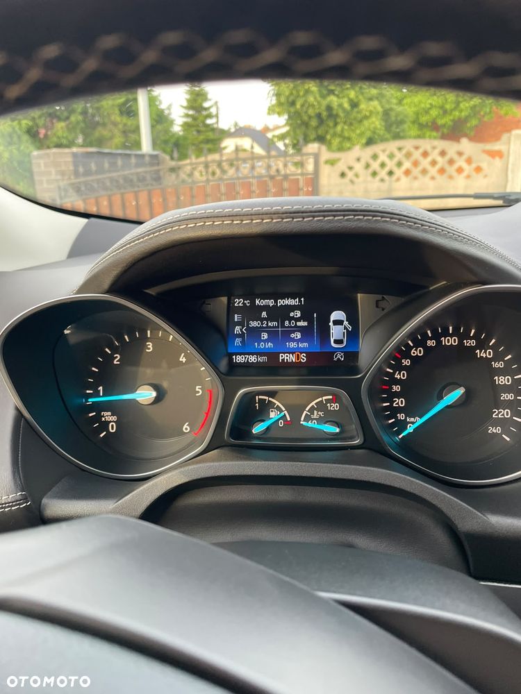 Ford Kuga 2.0 TDCi 4x4 Vignale - 3
